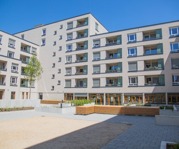 csm_2023_05_31_131857_Karoline-Stern-Platz_07d63b3ea4
